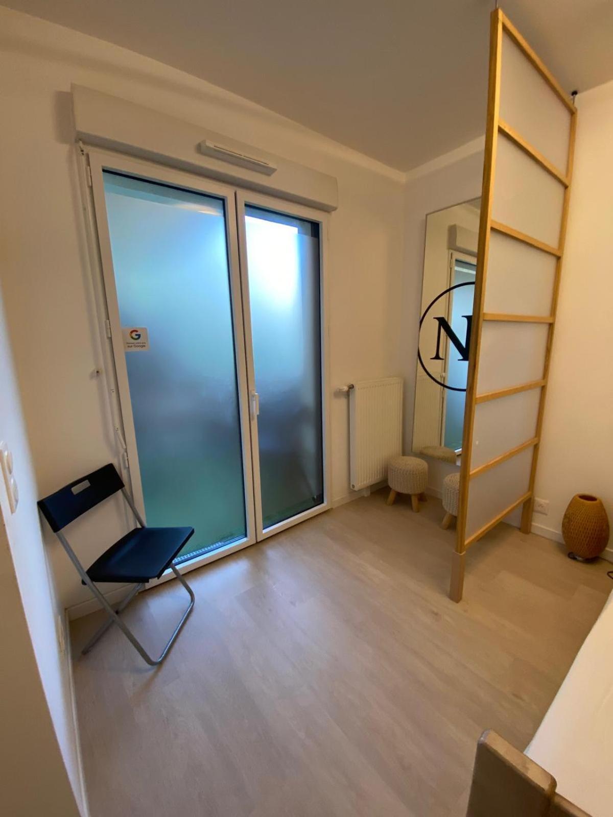 Spacieux Appart Terrasse Metro Hopital 4Pers Wifi Villejuif Exterior photo